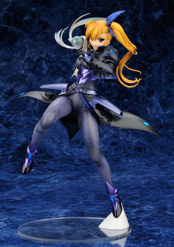 Nanoha StrikerS 1/7 Vivio Takamachi Anime PVC Figure  