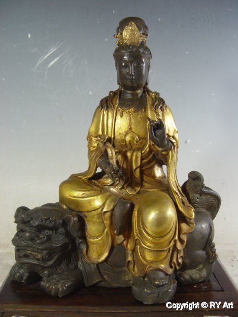 TIBETAN GILDED BRONZE KWAN YIN BUDDHA w LION FOO DOG 11 H  