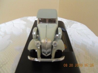 1932 CHRYSLER LEBARON Die Cast Metal 132 SIGNATURE  