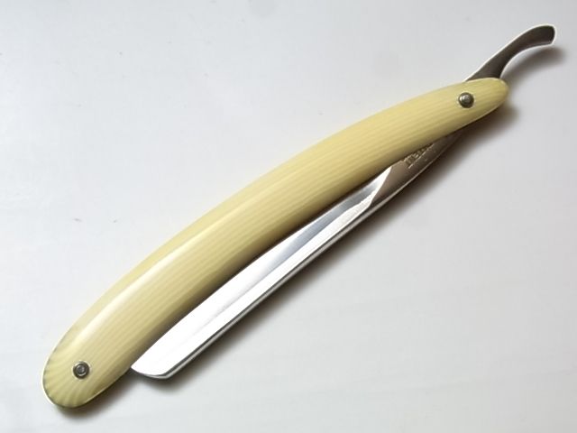   Straight Razor Shaving 80 ROSETTE R.S S.O PATENT PENDING R.SAITO