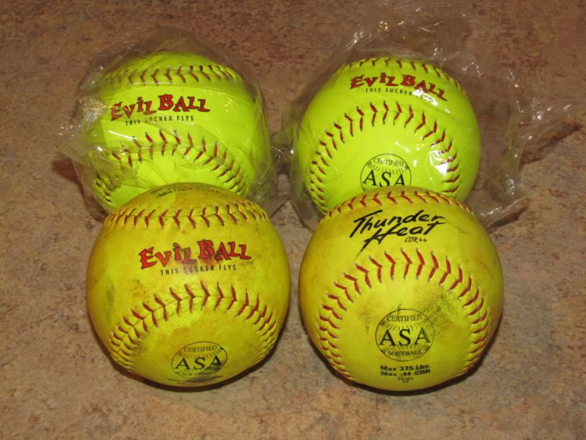 TRUMP EVIL BALL DUDLEY THUNDER HEAT 11 SOFTBALLS ASA 44/475  