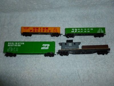 TWELVE MANTUA TYCO FREIGHT CARS  