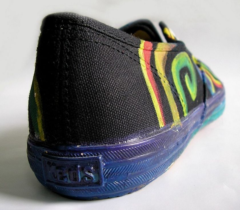 BLACK TENNIS SHOES ARTIST HAND PAINTED 9.5 ALL OVER FUN  