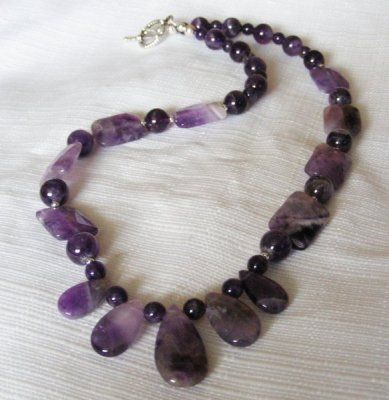 NATIVE AMERICAN AMETHYST NECKLACE  