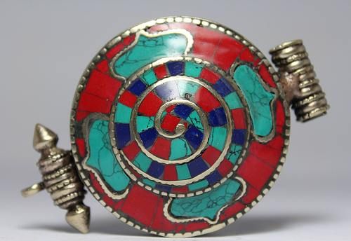 ASIAN TIBETAN SILVER HANDWORK OLD CORAL TURQUOISE SNUFF BOX 