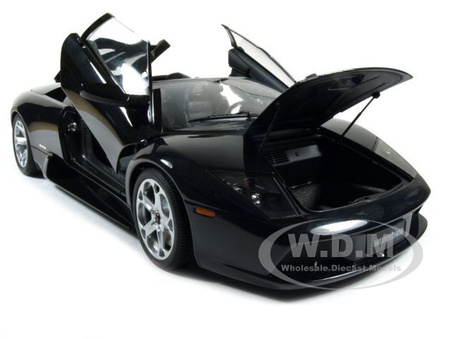   murcielago roadster die cast model car by autoart has steerable