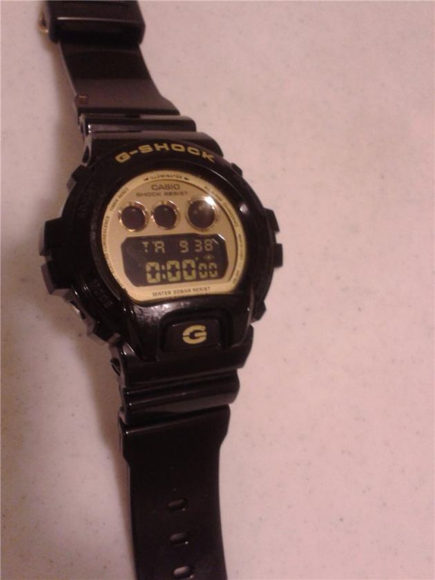 Casio G Shock [1289] DW 6900CB watch. Water Resist 20 bar. St. steel 