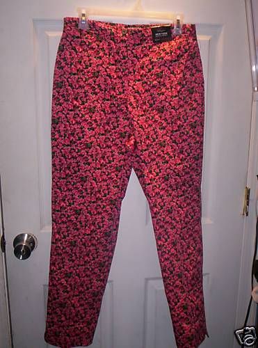 NWT New York & Co Stretch Capris 8 pink flowered  