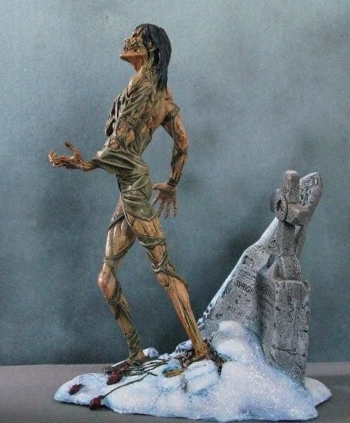 Crisply molded in gray PVC vinyl, the fetid fellow is 1/6 scale 