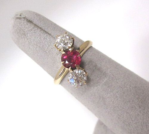 SPECTACULAR UNIQUE ANTIQUE VICTORIAN 2.00CT LARGE BURMESE RUBY 