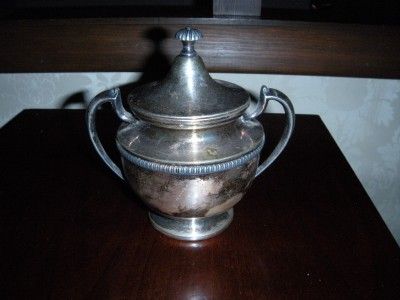 VINTAGE CRESCENT SILVER MFG CO. SILVERPLATE SUGAR BOWL  