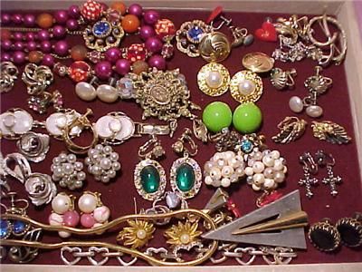 100+ Pcs VINTAGE JEWELRY Craft LOT ~ 2 lbs Harvest Repair Wear  