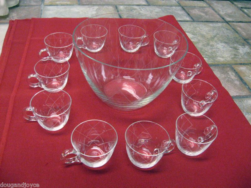 13 pc Older ETCHED Checkered Glass PUNCH BOWL Set w/Lid  