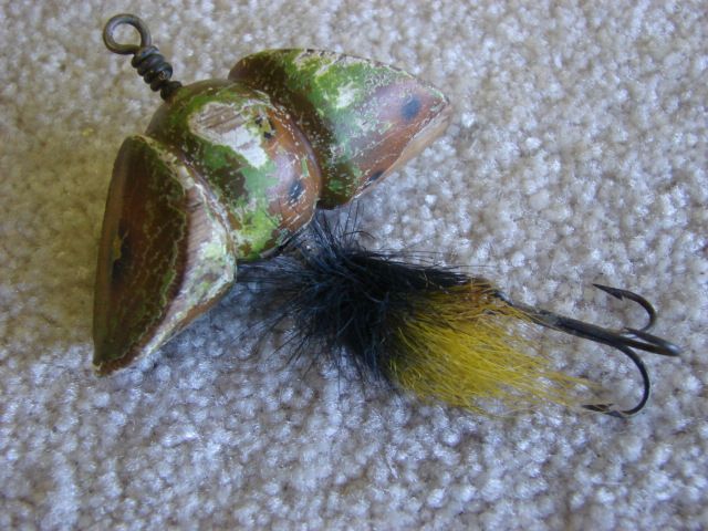 Vintage South Bend Whirl Orene Fishing Lure  