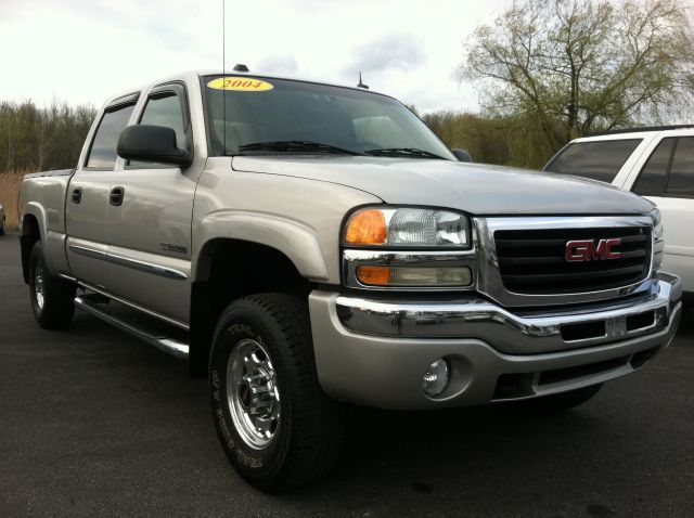 GMC  Sierra 2500 SLT in GMC   Motors