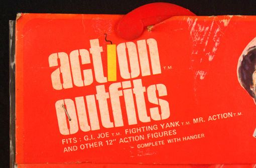 12 ACTION FIGURE OUTFIT FOR FIGHTING YANK MR. ACTION G. I. JOE 