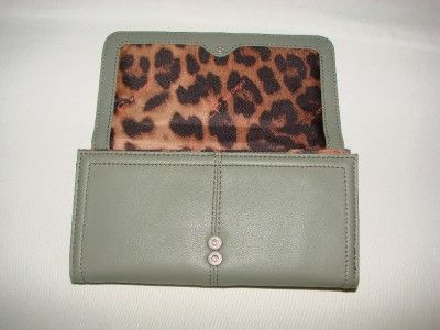 Makowsky Nassau Flap Clutch SLG Wallet Color Asphalt   New With 