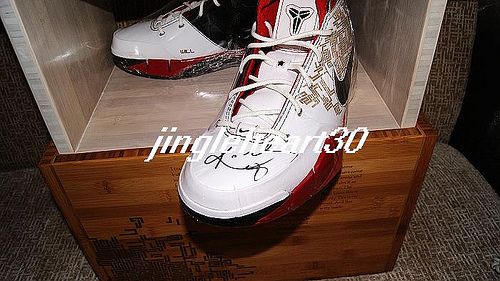 NIKE ZOOM KOBE 1 LASER AUTOGRAPH 1/8 jordan lebron dunk  