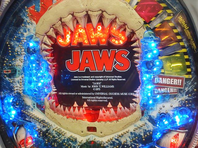 LAST ONE   JAWS   PACHINKO PINBALL MACHINE   NICE  