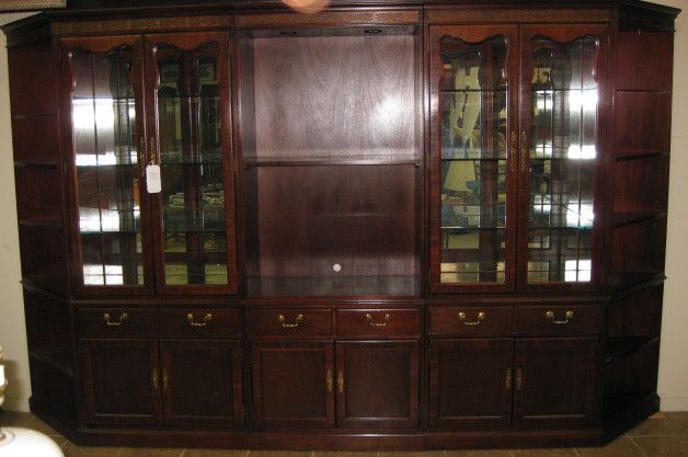 THOMASVILLE MAHOGANY WALL UNITES total 10 10 long  