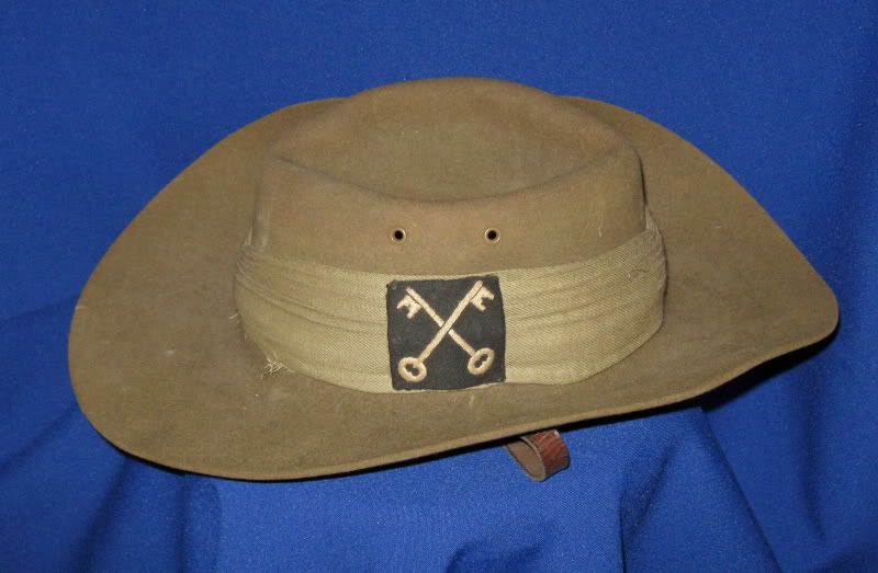 Vintage WWII British Army 2nd Infantry S.E.A.C. Jungle Bush Hat Cross 