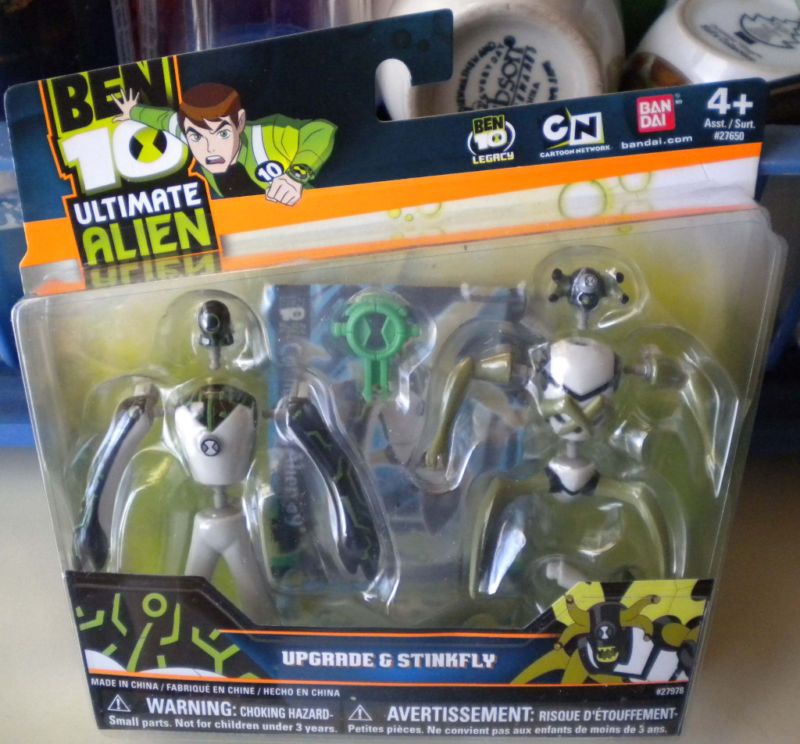 Ben 10 Ultimate Alien ULTIMATE Upgrade & Stinkfly NEW   