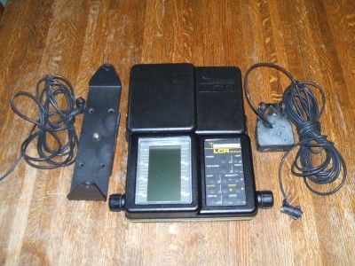 Humminbird Wide Fish Depth Finder LCR 3004 w/ transducer and power 