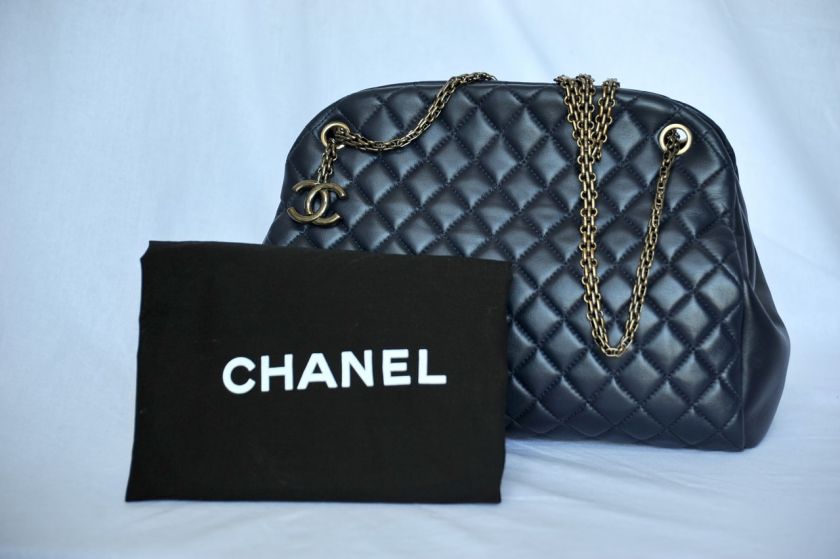 CHANEL Navy Quilted LAMBSKIN+CC Logo Charms Chain Tote Bag Handbag 