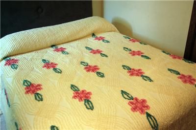   Vintage XTRA LARGE SIZE CHENILLE Lemon Yellow Floral BEDSPREAD 100x92